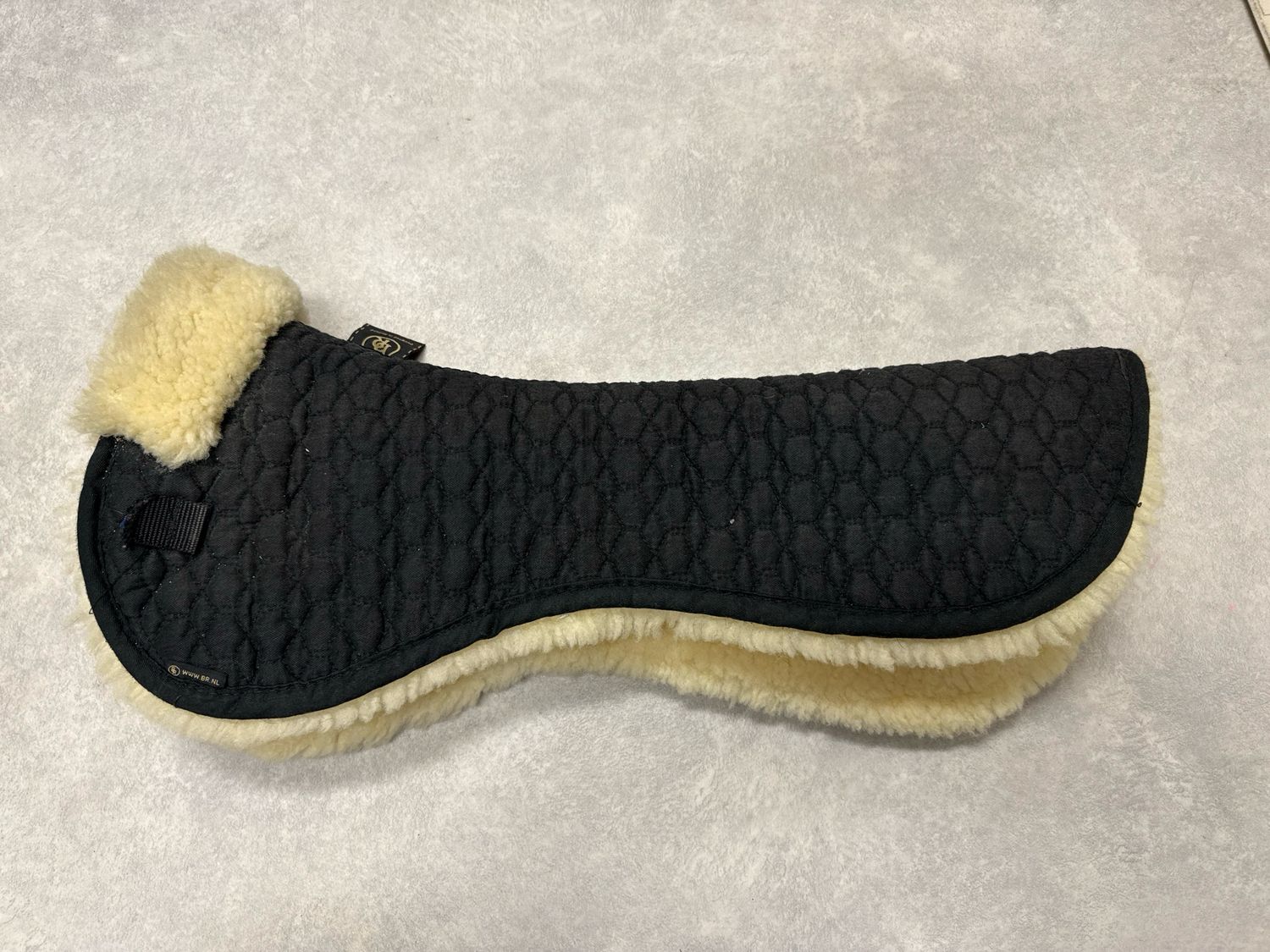 BR bontje zwart naturel bont medium.