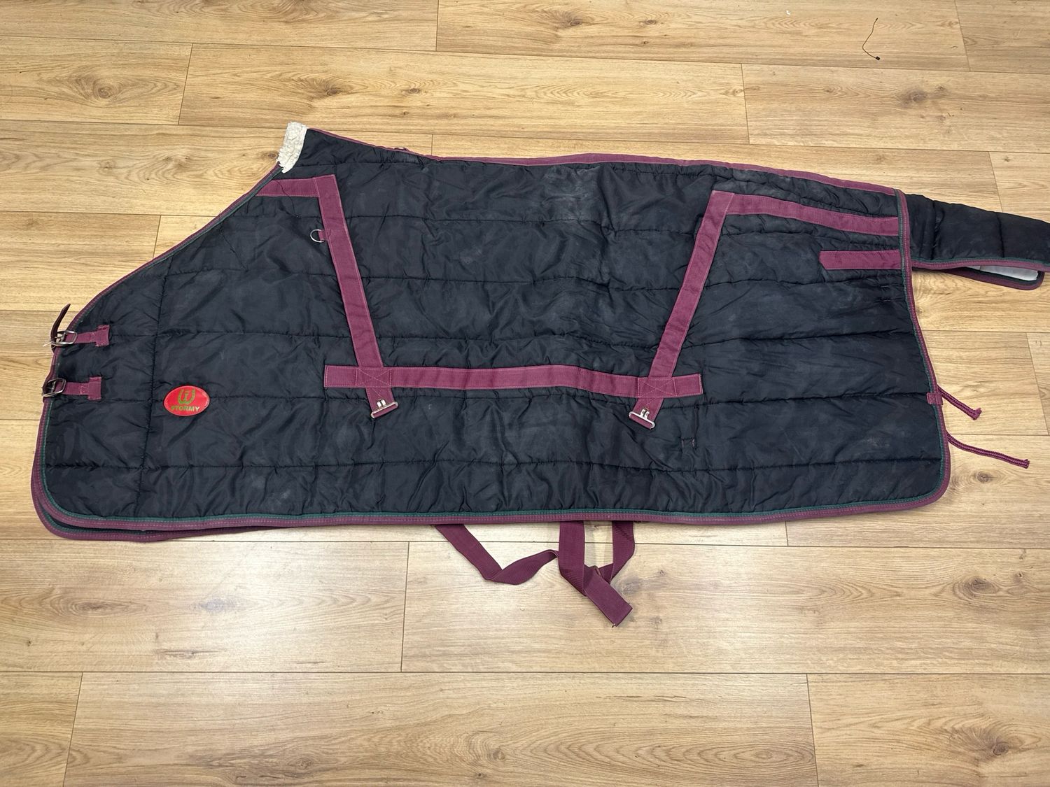 Stormy staldeken zwart 300g 195