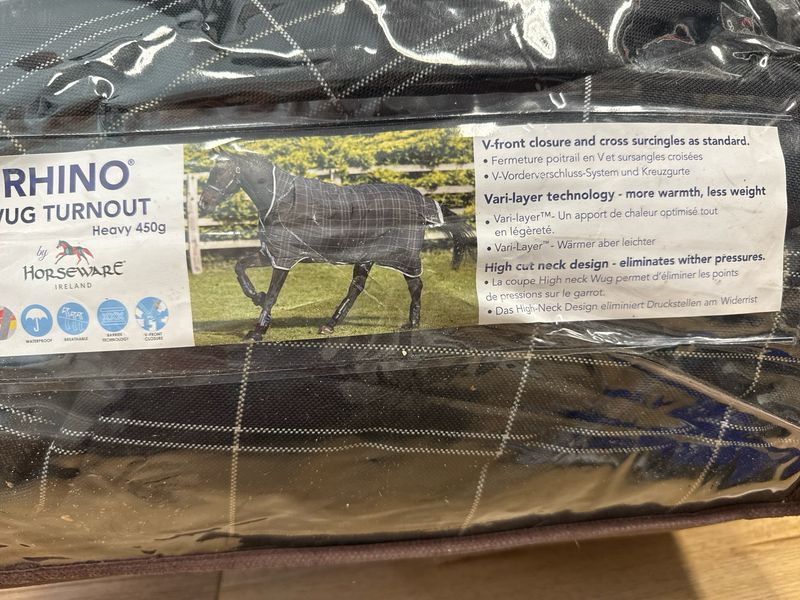 Rhino wug turnout 450g 185 Rhino wug turnout 450g 185