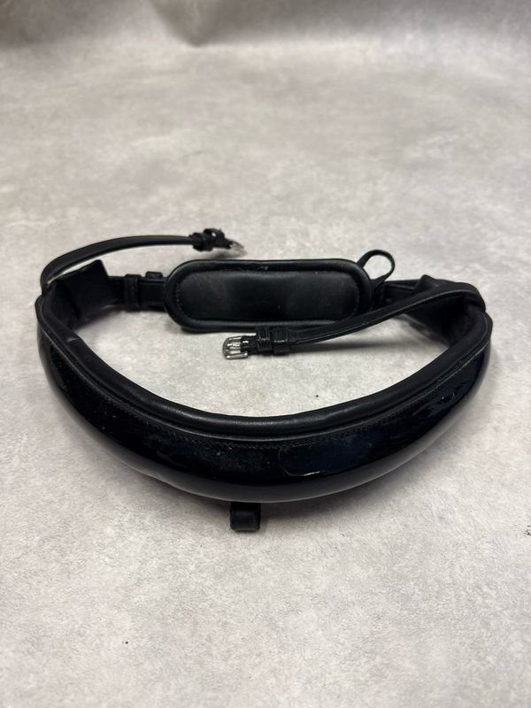 2FitHorses neusriem lak zwart full 2FitHorses neusriem lak zwart full