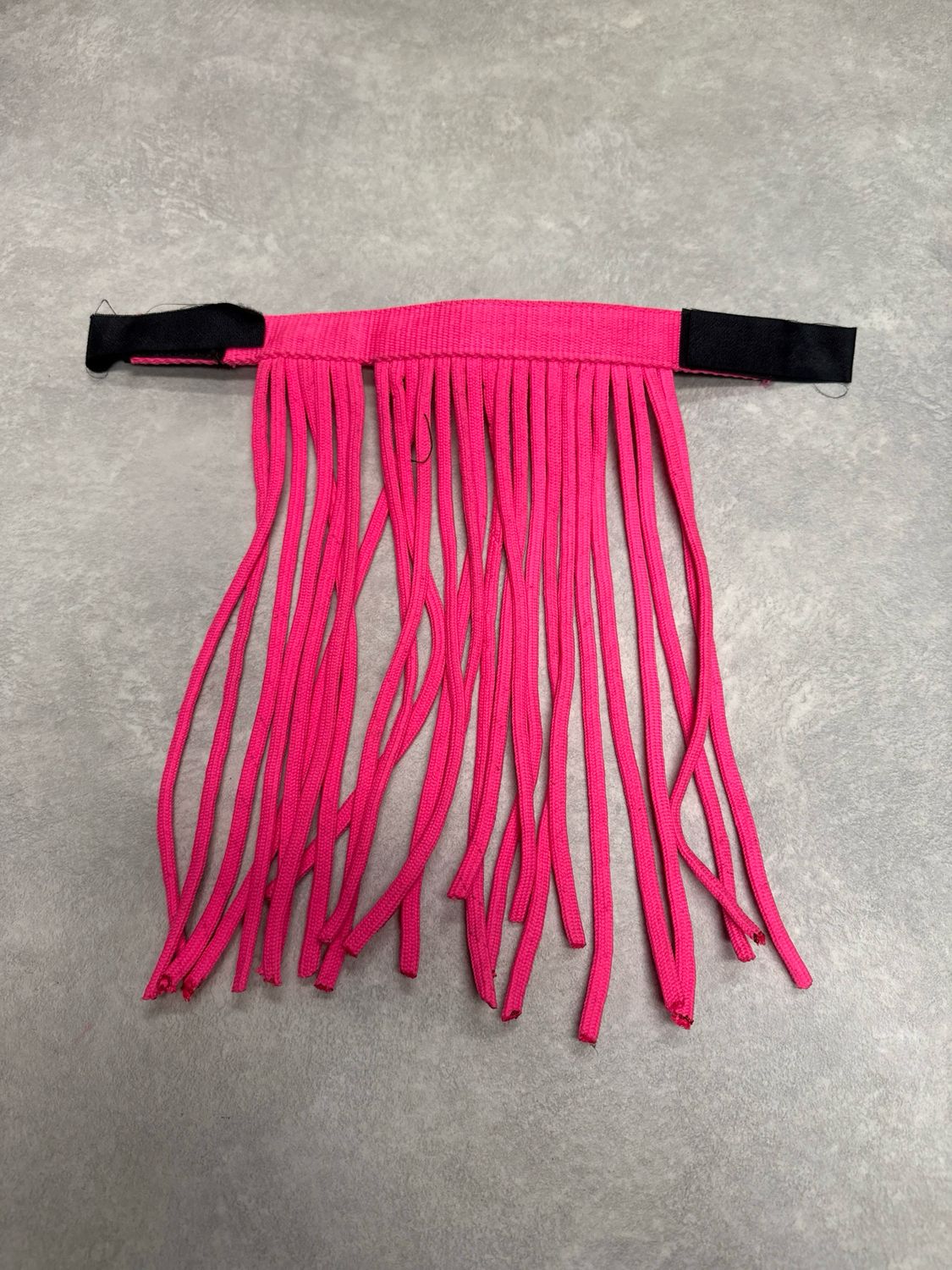 Vliegenfrondeel roze pony