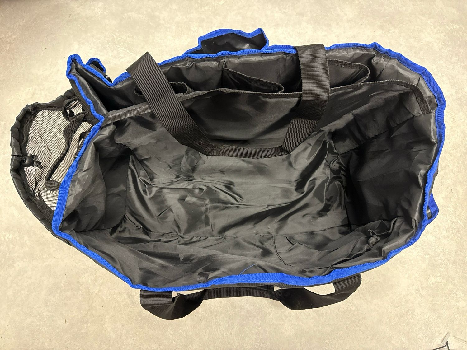 Poetstas groomtas zwart