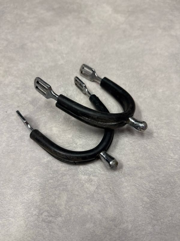 Sporen met beschermers stomp Sporen met beschermers stomp