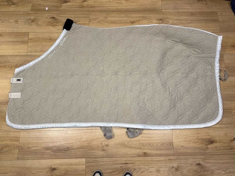 Eskadron platinum deken beige 205 Eskadron platinum deken beige 205