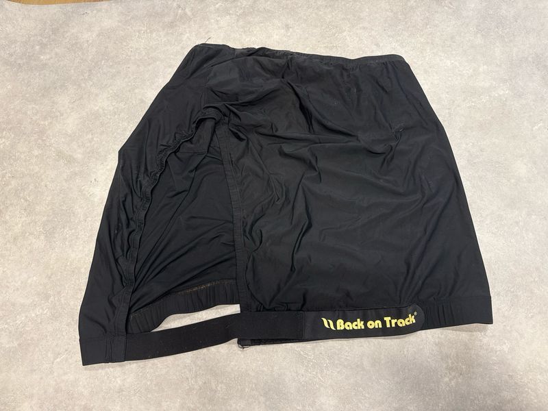 Back on track schouder beschermer zwart 185