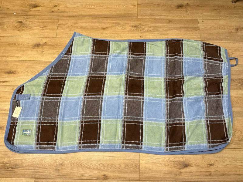 Eskadron Dralon aqua bruin 205 Eskadron Dralon aqua bruin 205