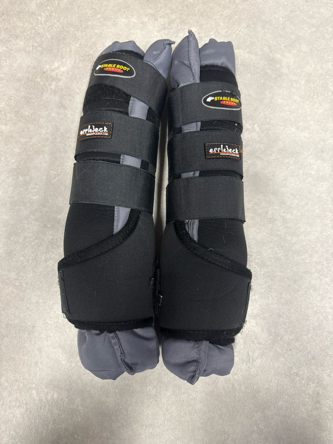 Epplejeck stalbeschermers zwart large