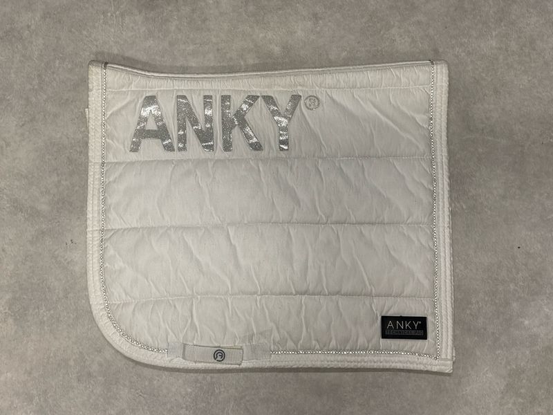 Anky dekje wit full dressuur Anky dekje wit full dressuur