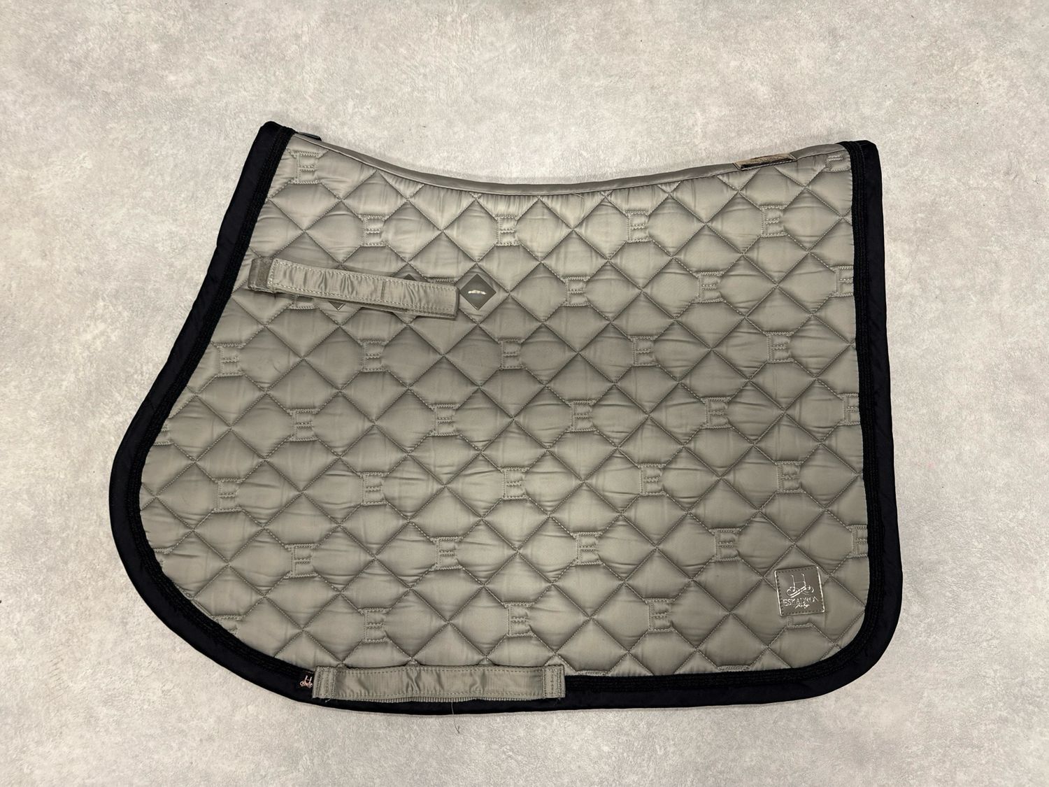 Eskadron dekje full spring