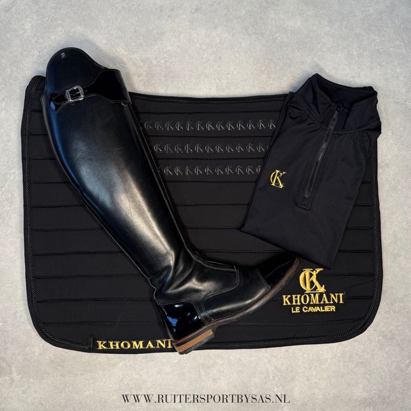 Khomani le Cavalier dekje zwart Khomani le Cavalier dekje zwart