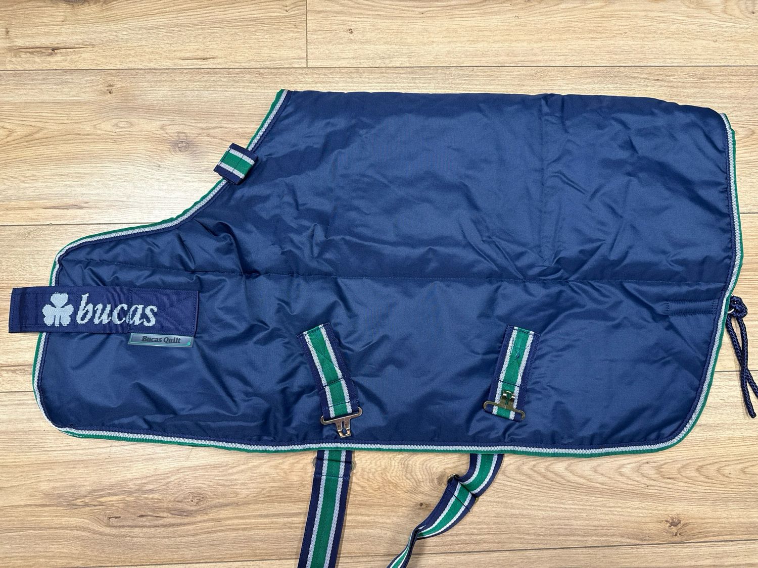 Bucas staldeken quilt 300 SF mini 100