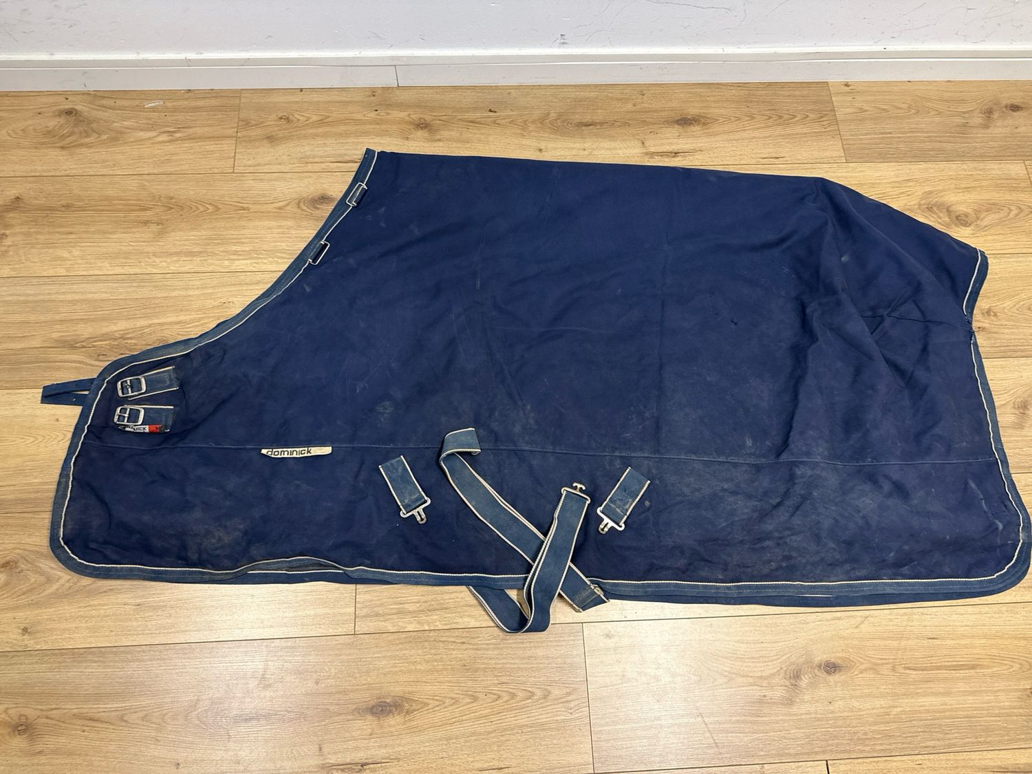 Dominick staldeken blauw 200g 185