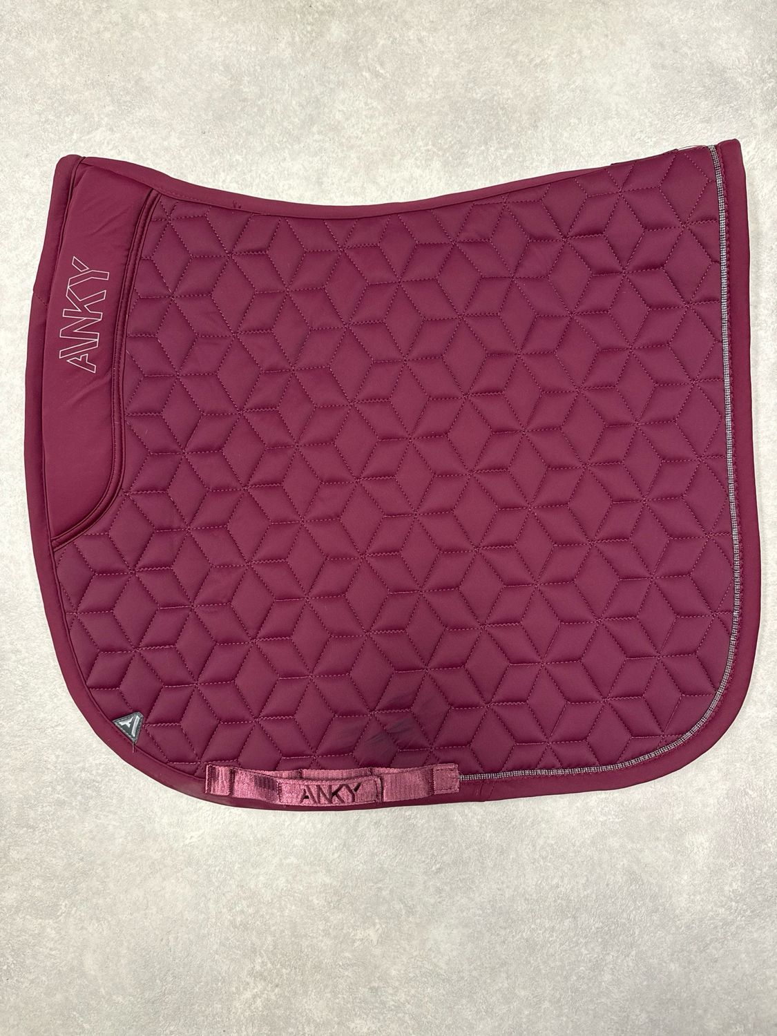 Anky dekje Windsor wine full dressuur