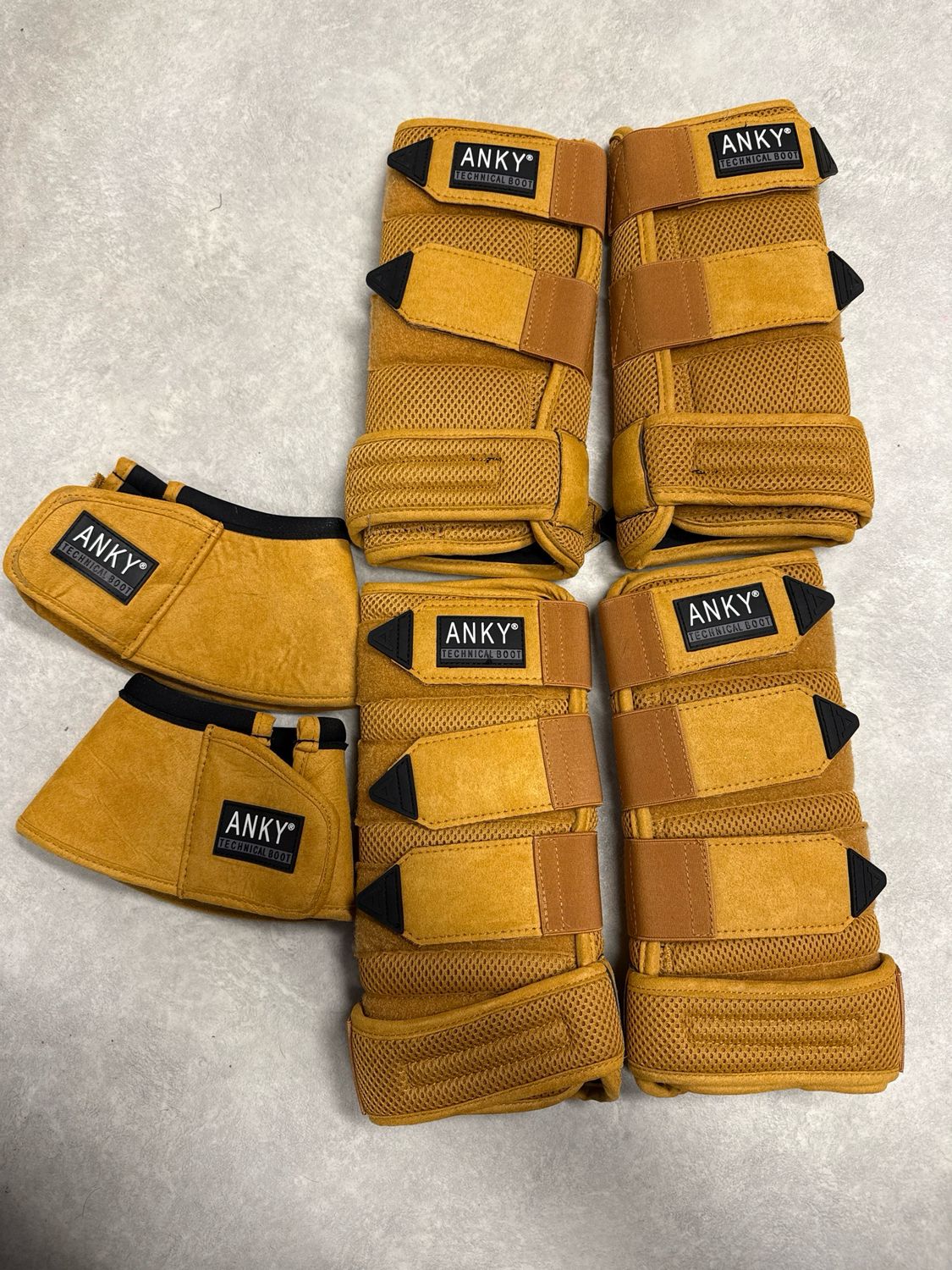 Anky beenbeschermers 3D mesh geel set full