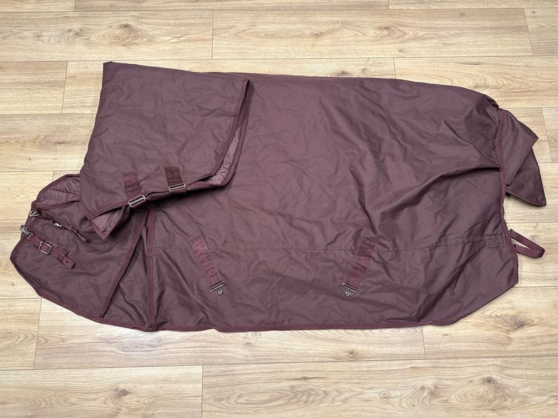 Chillton outdoordeken met vaste hals bruin 300g 185