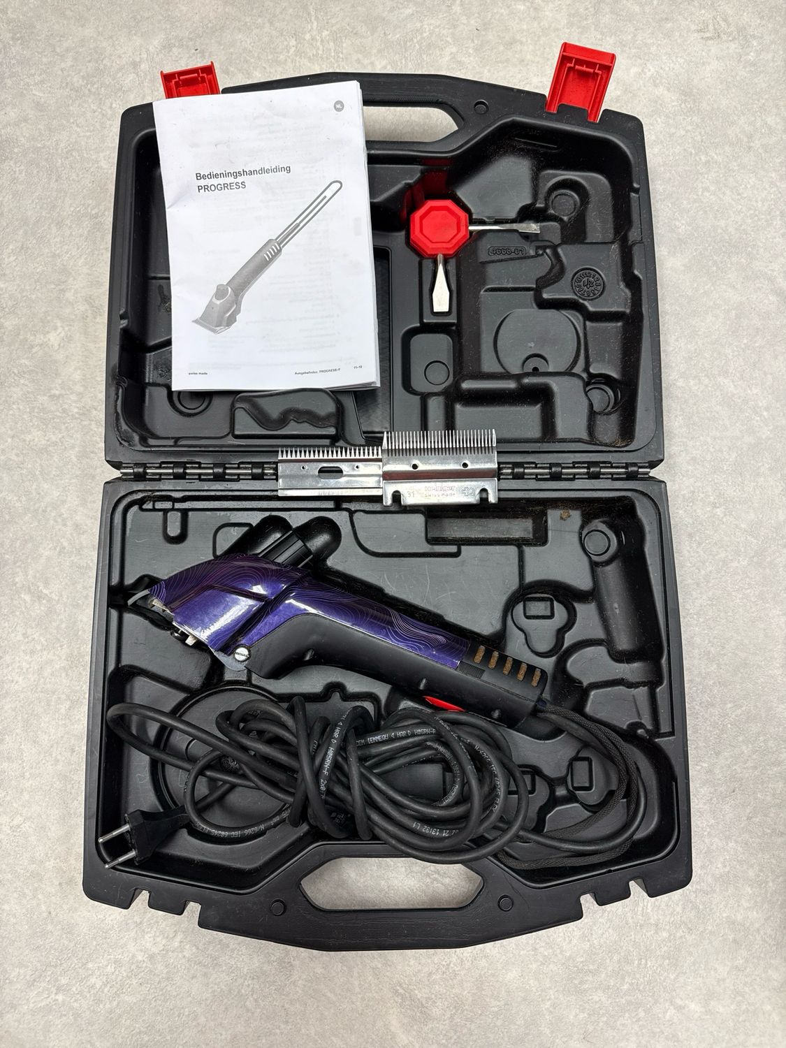 Heiniger Progress style scheermachine paars