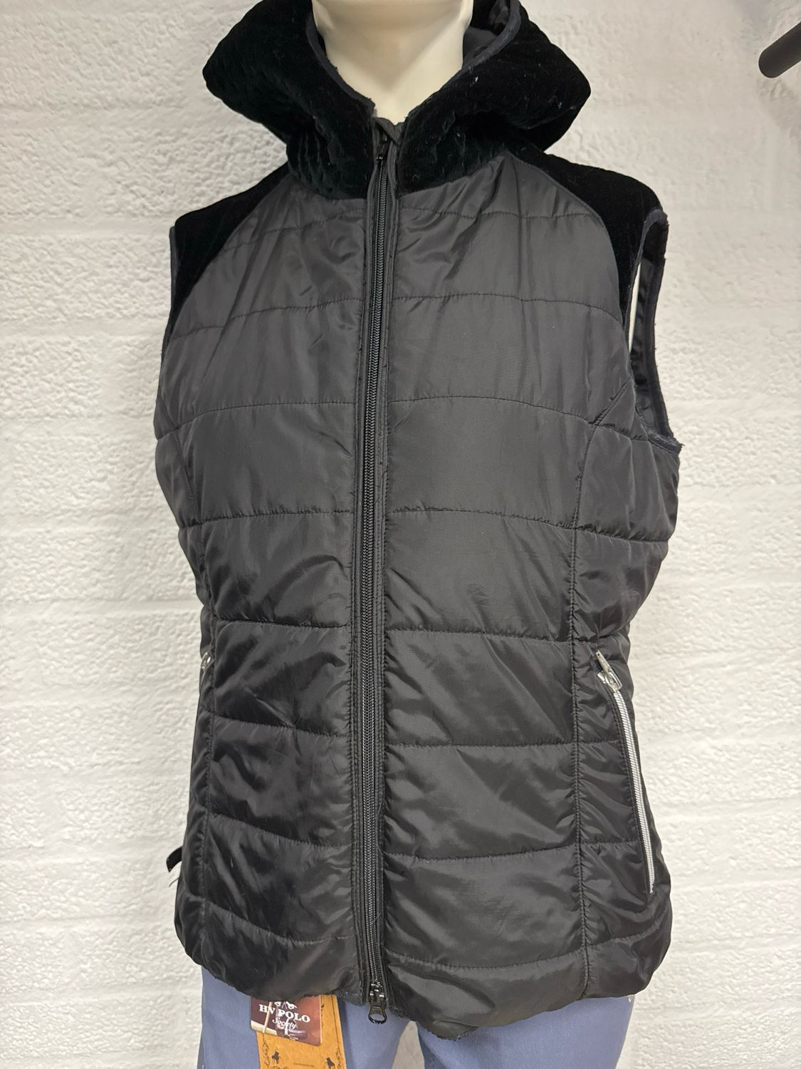 Pikeur bodywarmer zwart velvet 40