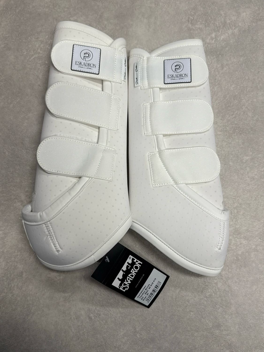 Eskadron platinum beschermers wit full