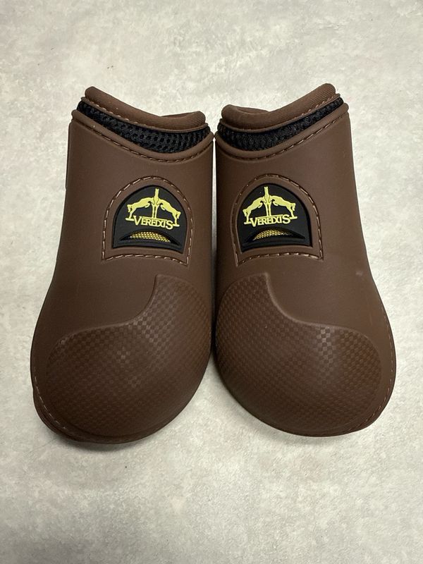 Veredus beschermers bruin achter small