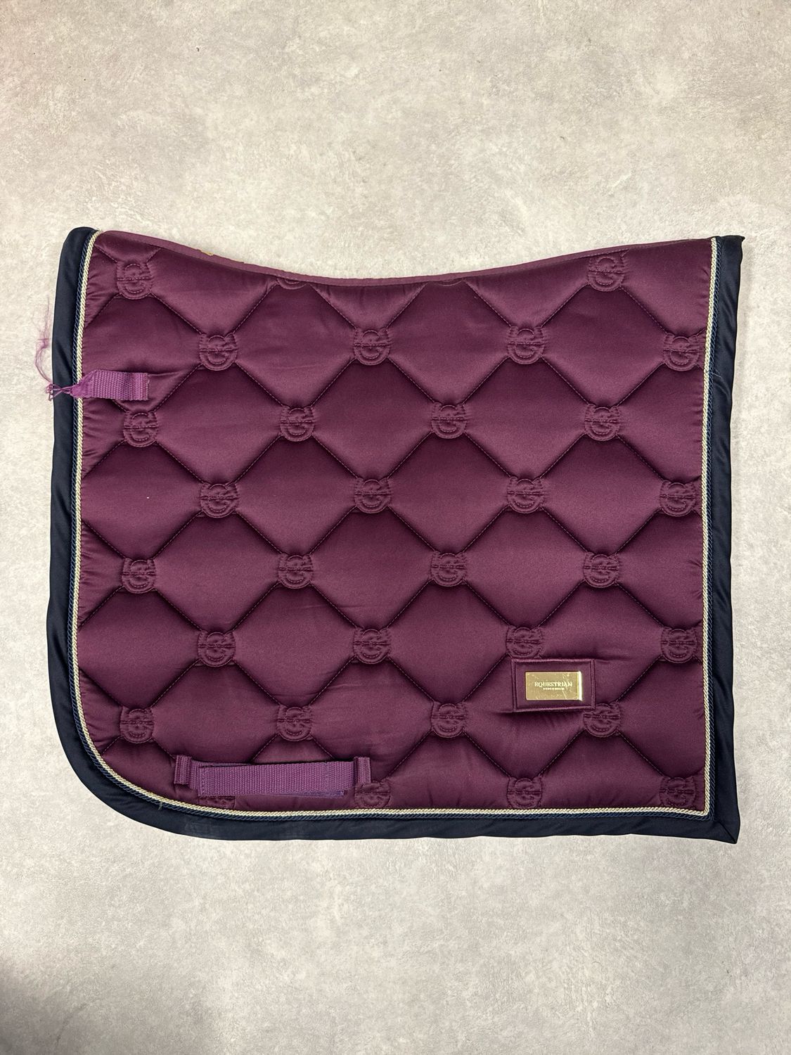 Equestrian Stockholm dekje purple gold full dressuur
