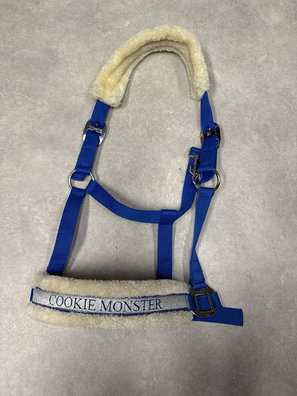 Halster blauw met bont ‘Cookie Monster’ full
