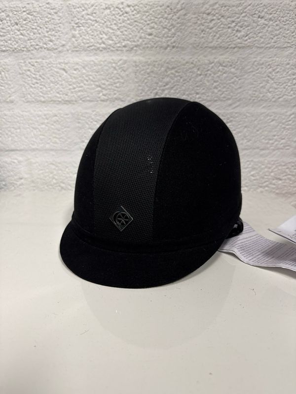 Charles Owen cap V8 zwart 58 Charles Owen cap V8 zwart 58