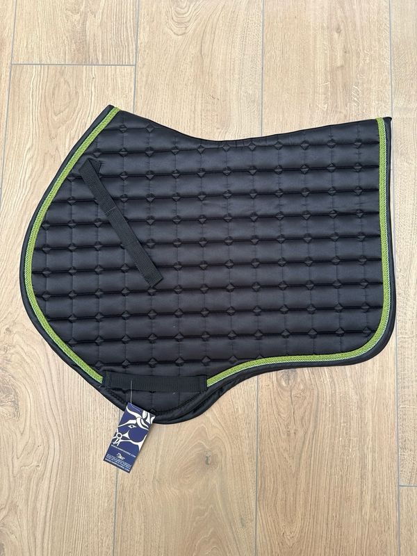 Harry’s horse dekje Satin zwart groen full spring Harry’s horse dekje Satin zwart groen full spring
