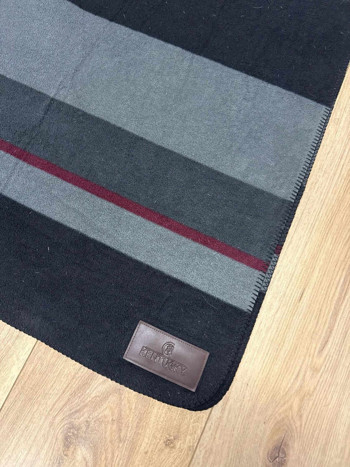 Kentucky heavy fleece square zweetdeken grijs Bordeaux 140x160