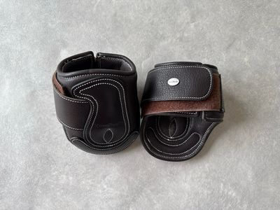 Kavalkade kogelbeschermers bruin leer full Kavalkade kogelbeschermers bruin leer full