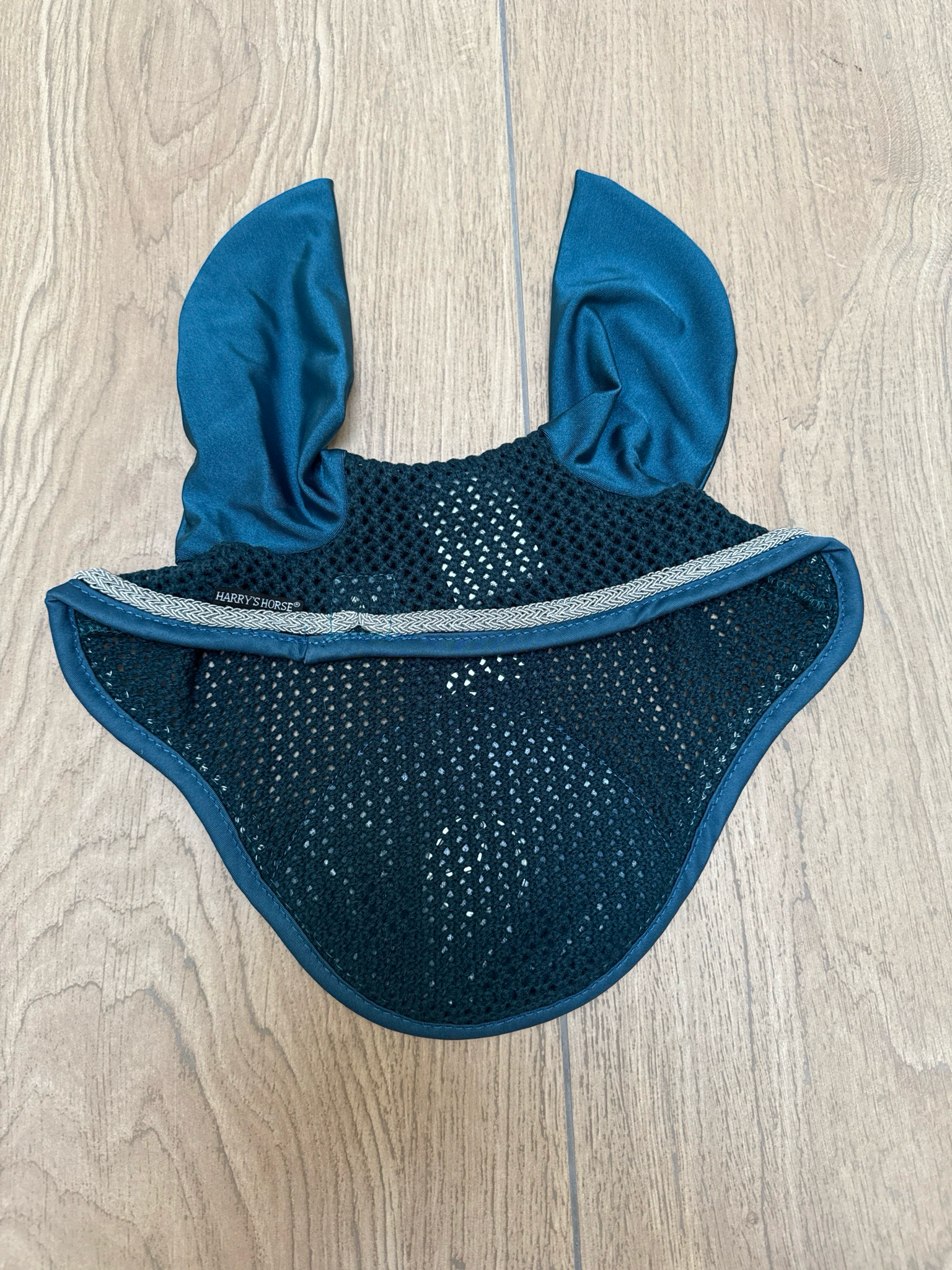 Harry’s horse oornetje blue ashes blauw full