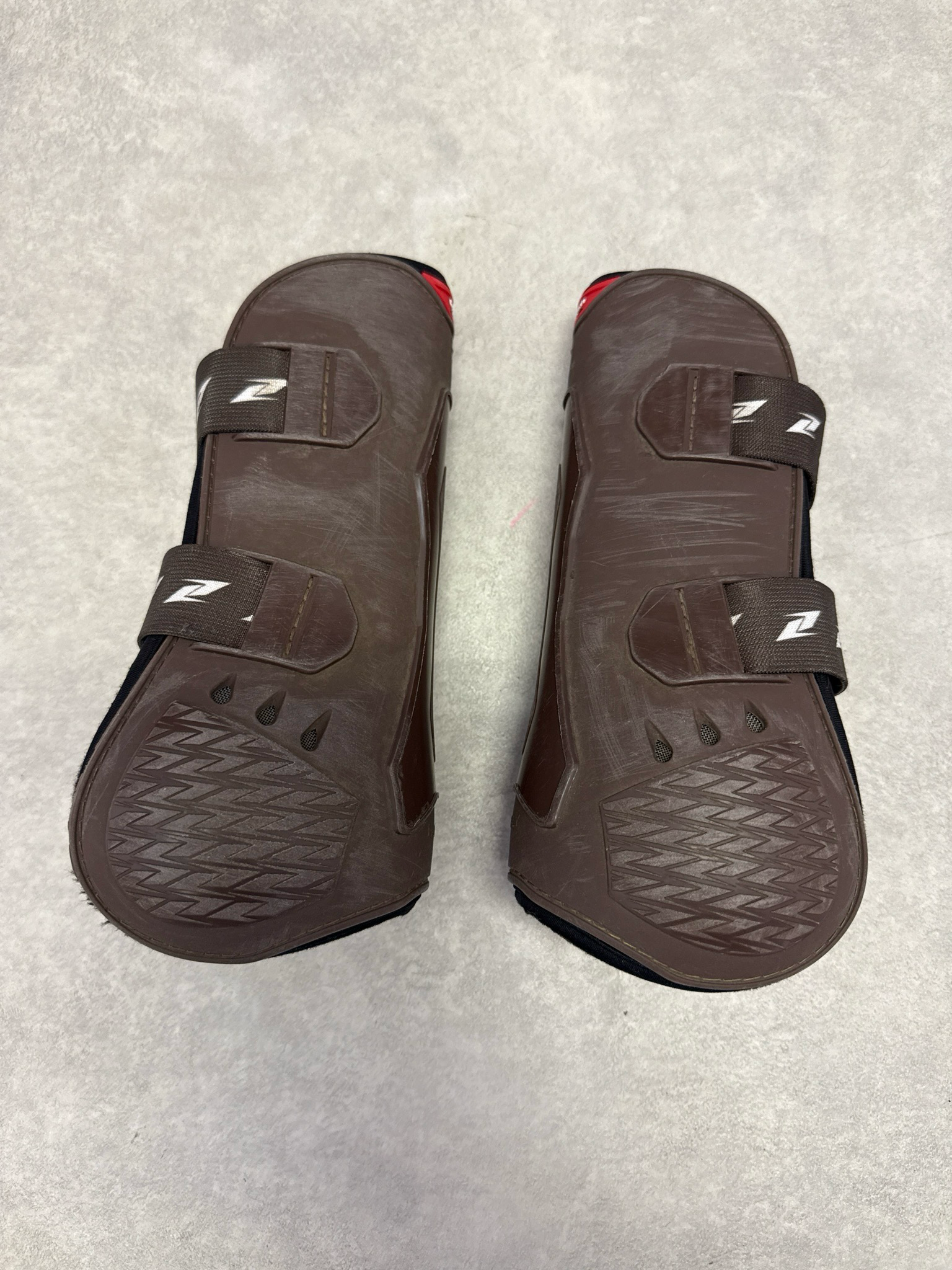 Zandona beschermers superior air bruin medium