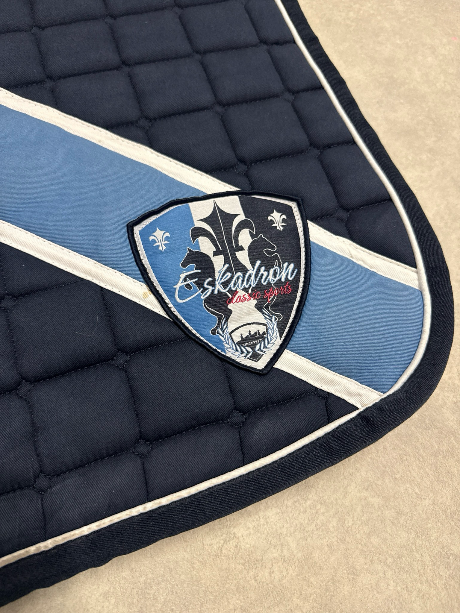 Eskadron classic sports dekje blauw full dressuur