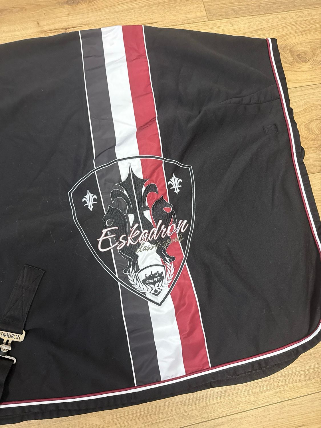 Eskadron classic sports deken zwart 185