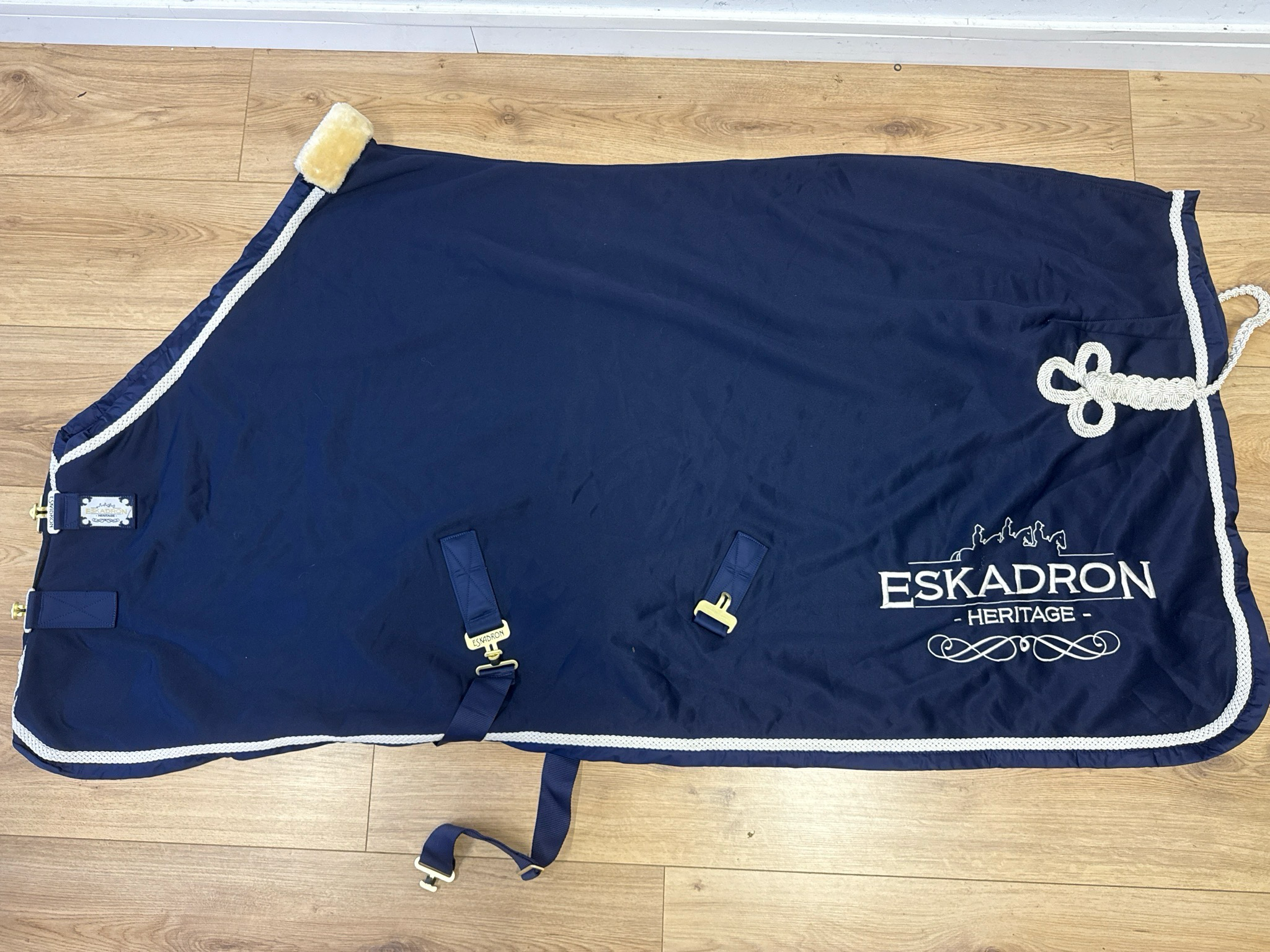 Eskadron heritage zweetdeken blauw 185