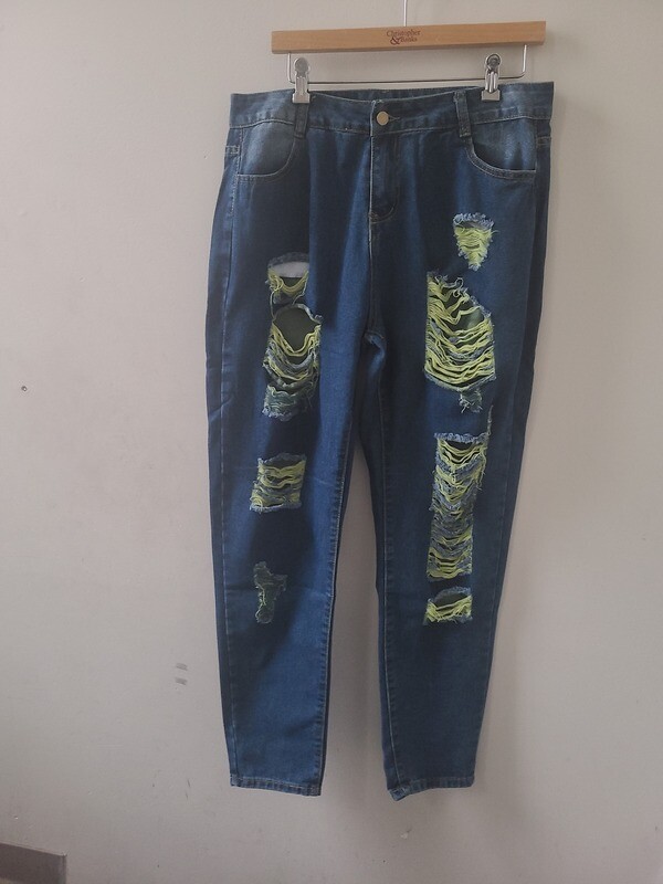 Ripped Skinny Jeans