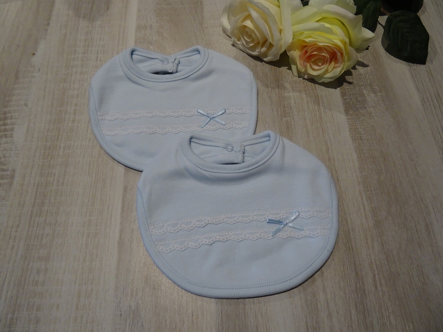 Set blauwe slabbetjes