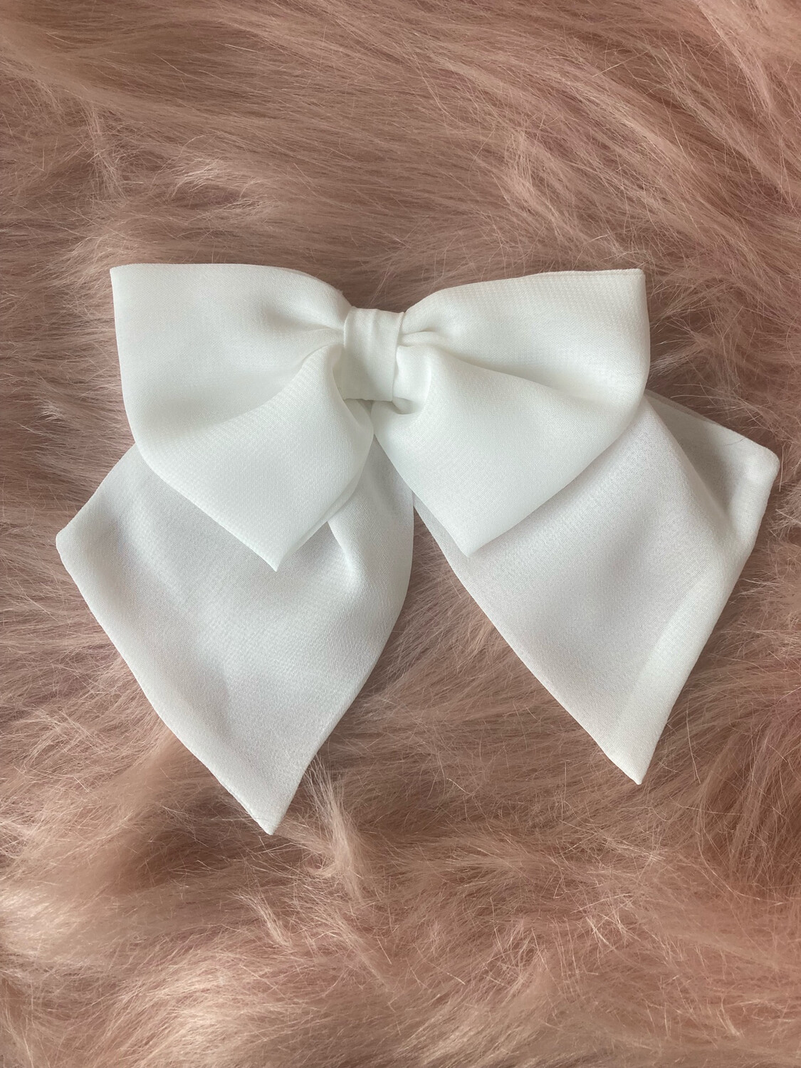 Silk Hairclip // White