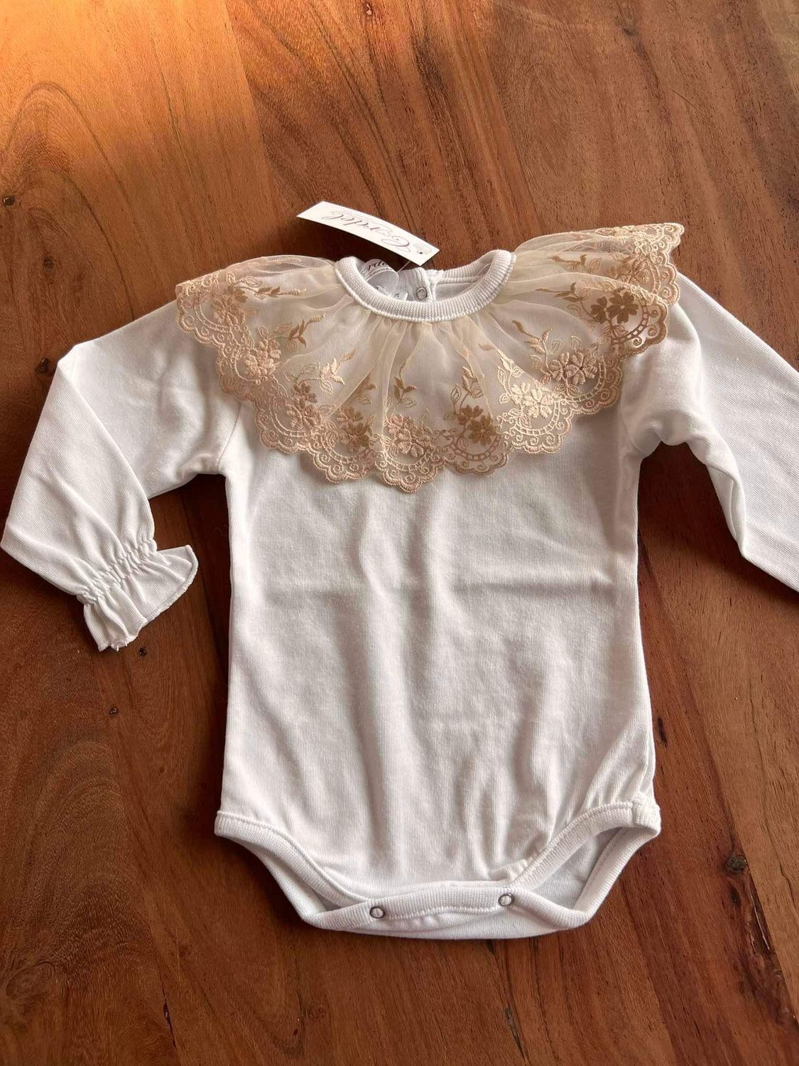 Body/shirt Eve - Cordel - wit met beige