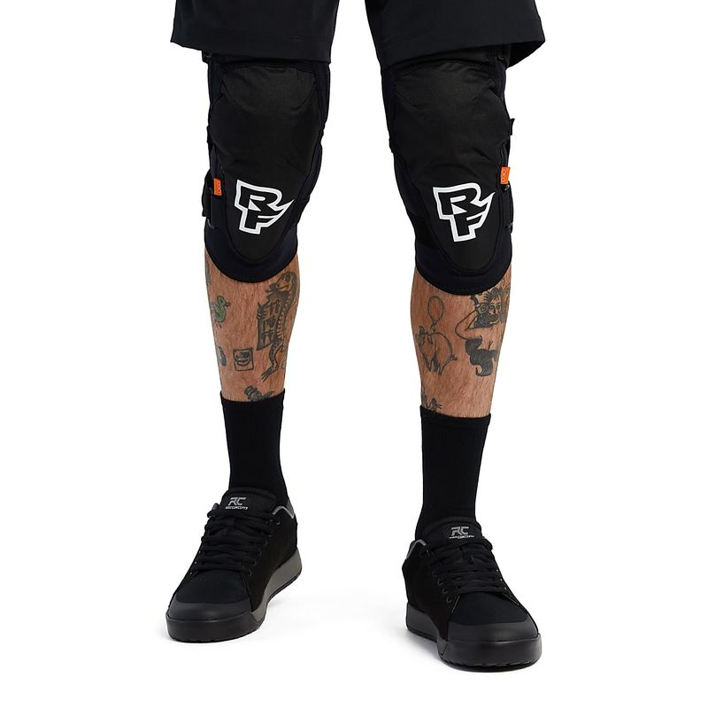 Race Face Ambush Knee Pads