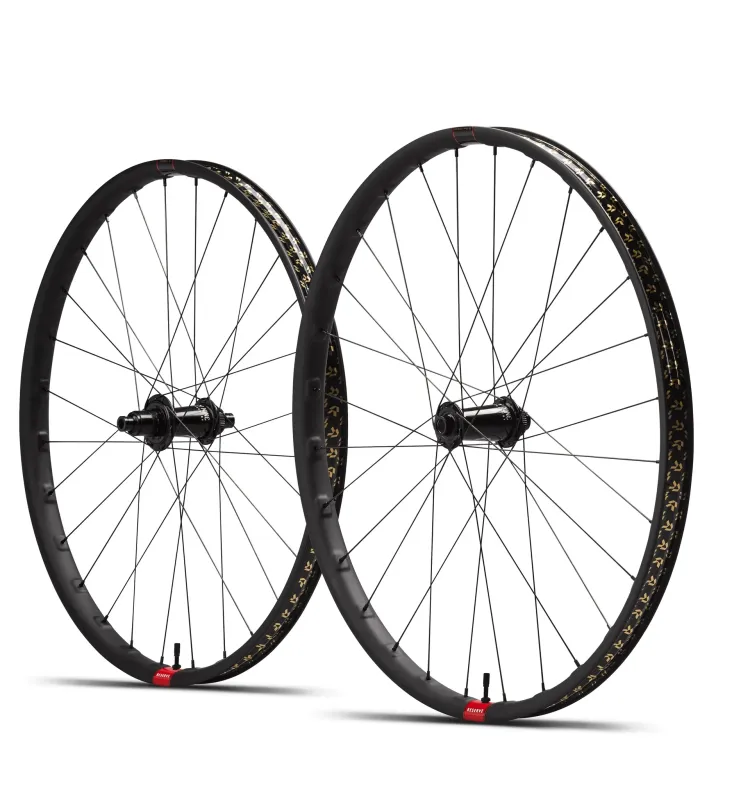 Reserve 30 | SL - CARBON 29 - 6 bolt