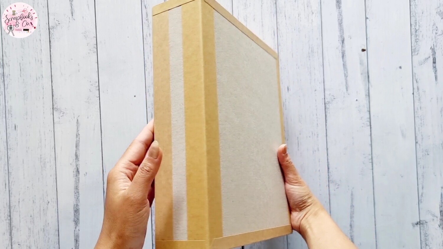 V2 Blank KRAFT Suitcase Interactive Album