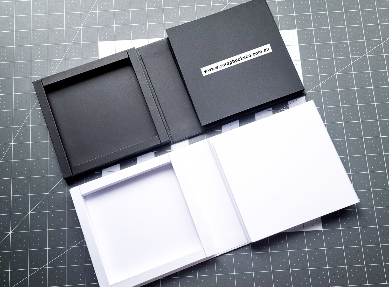 Blank 6 1/4&quot; x 6 1/4&quot; Shadow Box Accordion Mini Album