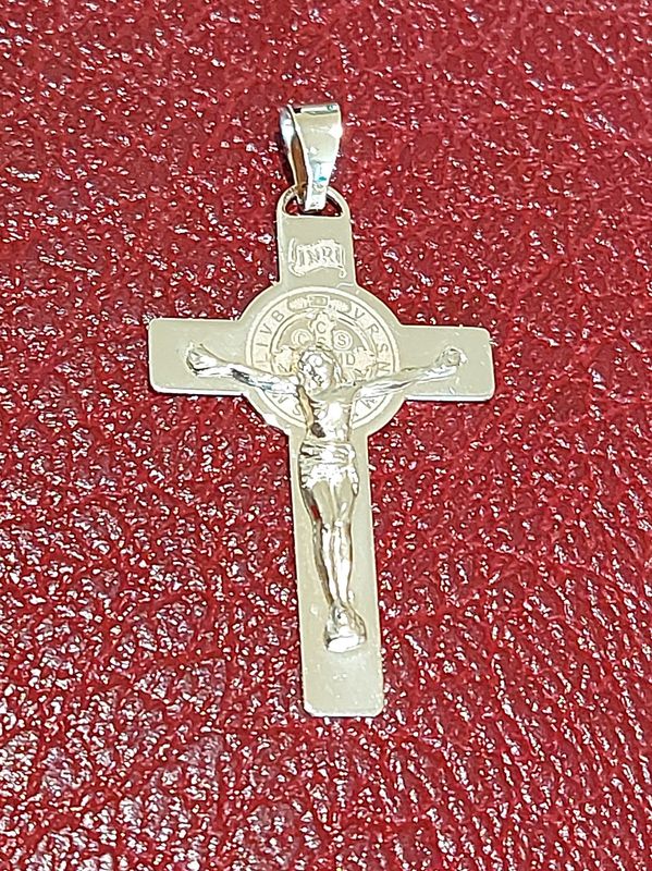 Benediktus-Kreuz 14 Karat Gold Anhänger Benediktus-Kreuz 14 Karat Gold Anhänger