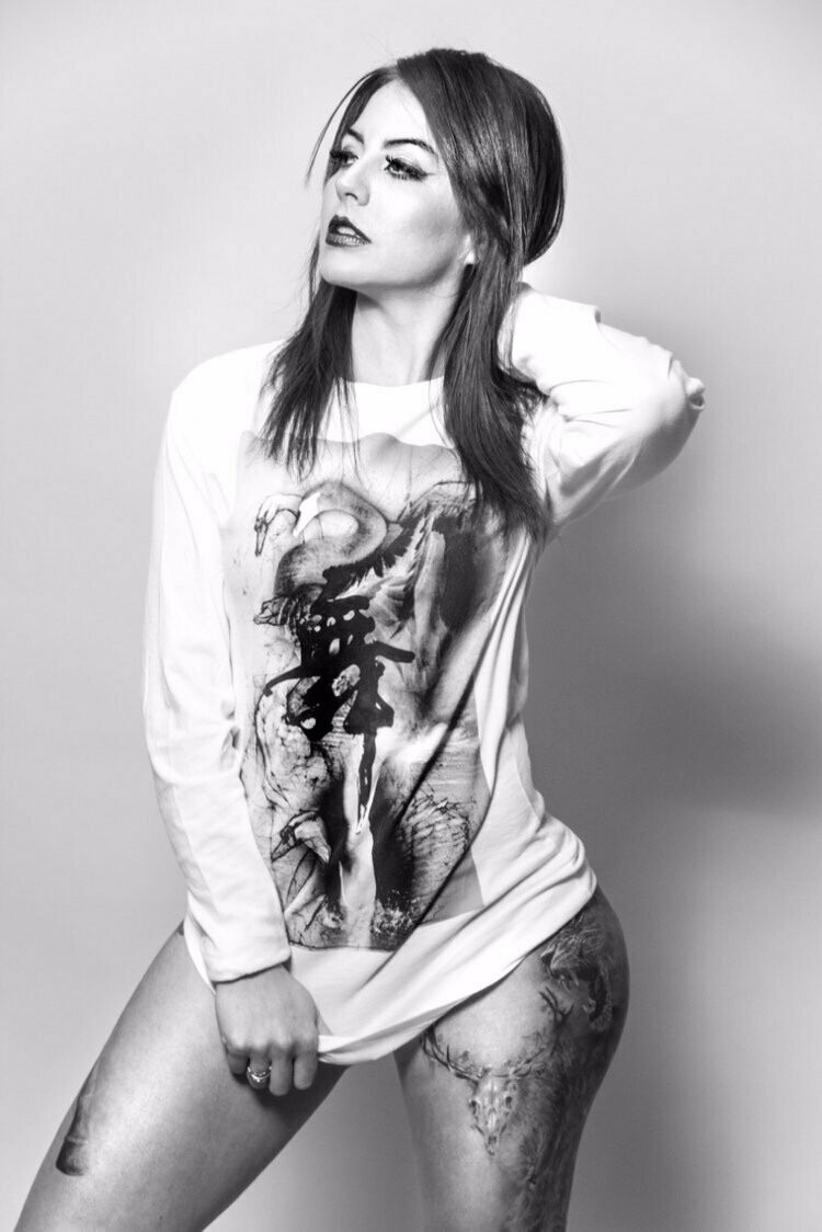 Swan Dance Long Sleeve Shirt (White)