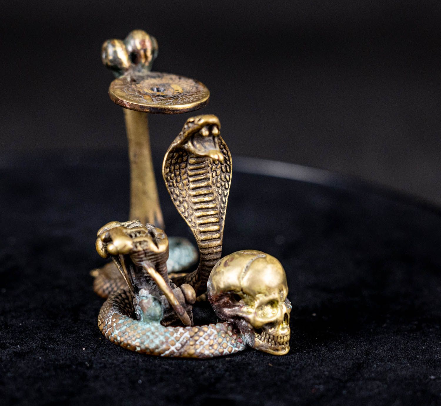 Engine’s Venom incense holder