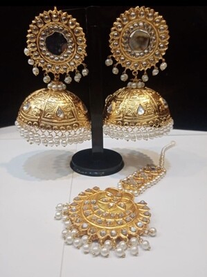 OVERSIZED GOLD JHUMKA + TIKKA SET