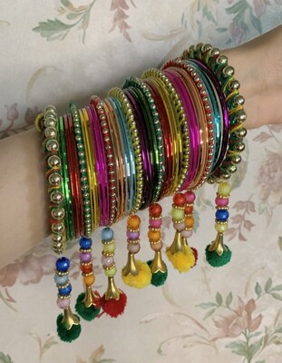 MULTICOLOR POM POM BANGLES