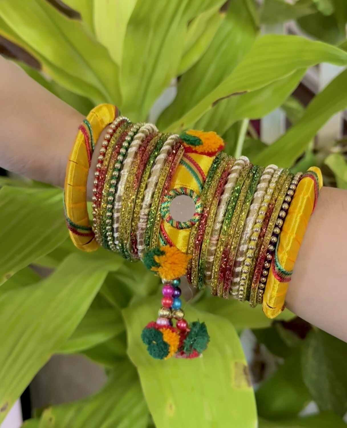 MULTICOLOR POM POM BANGLES