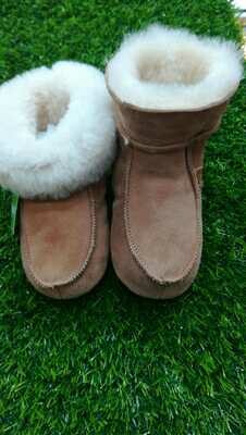 Pantofole bimbi montone €59,00