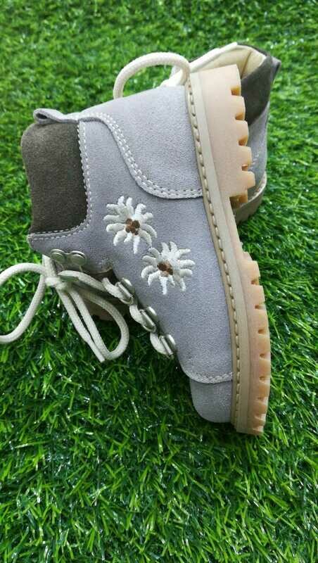 Edelweiss scarponcino 24,30,33 €89,00